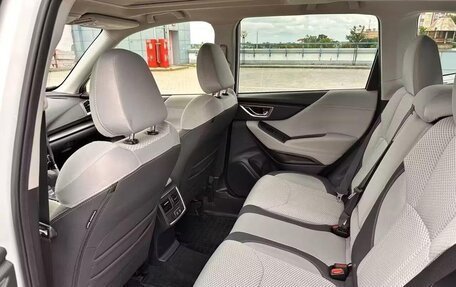 Subaru Forester, 2023 год, 3 000 000 рублей, 12 фотография