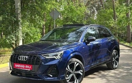 Audi Q3, 2022 год, 2 650 000 рублей, 3 фотография