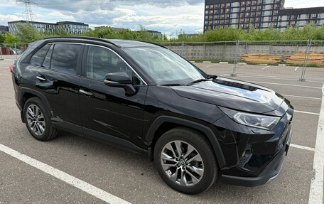 Toyota RAV4, 2020 год, 3 600 000 рублей, 2 фотография