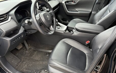 Toyota RAV4, 2020 год, 3 600 000 рублей, 8 фотография