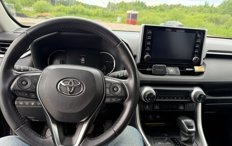 Toyota RAV4, 2020 год, 3 600 000 рублей, 12 фотография