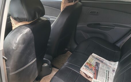 KIA Rio II, 2010 год, 500 000 рублей, 5 фотография