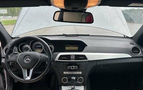 Mercedes-Benz C-Класс, 2011 год, 1 250 000 рублей, 5 фотография