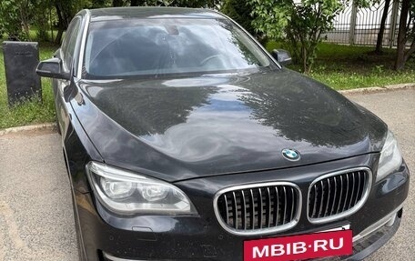BMW 7 серия, 2012 год, 2 300 000 рублей, 15 фотография