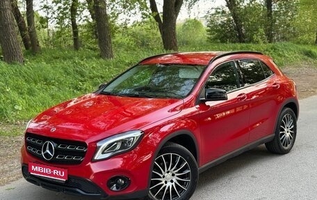 Mercedes-Benz GLA, 2019 год, 1 950 000 рублей, 1 фотография