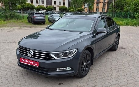 Volkswagen Passat B8 рестайлинг, 2017 год, 1 350 000 рублей, 1 фотография