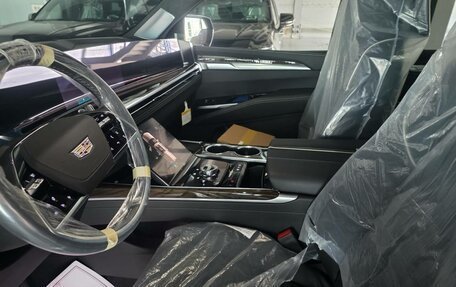 Cadillac Escalade V, 2025 год, 23 000 000 рублей, 8 фотография