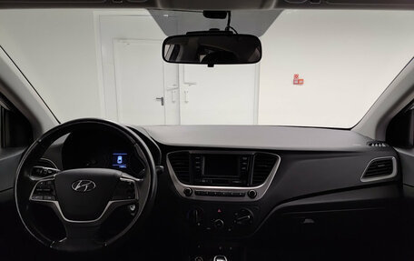 Hyundai Solaris II рестайлинг, 2017 год, 1 133 000 рублей, 17 фотография