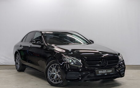 Mercedes-Benz E-Класс, 2019 год, 3 650 000 рублей, 3 фотография
