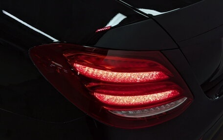 Mercedes-Benz E-Класс, 2019 год, 3 650 000 рублей, 28 фотография