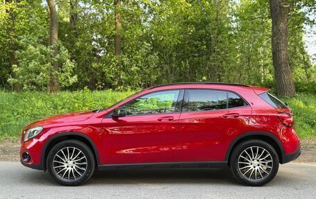 Mercedes-Benz GLA, 2019 год, 1 950 000 рублей, 13 фотография