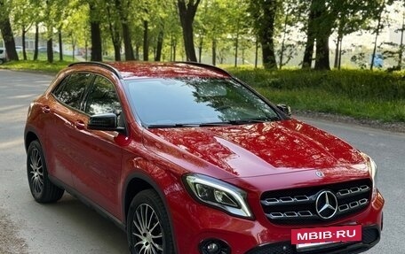 Mercedes-Benz GLA, 2019 год, 1 950 000 рублей, 4 фотография