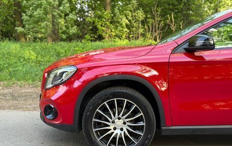 Mercedes-Benz GLA, 2019 год, 1 950 000 рублей, 15 фотография