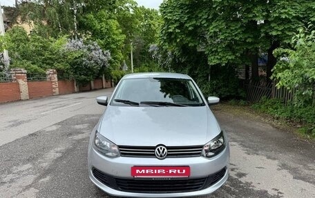 Volkswagen Polo VI (EU Market), 2011 год, 365 000 рублей, 2 фотография