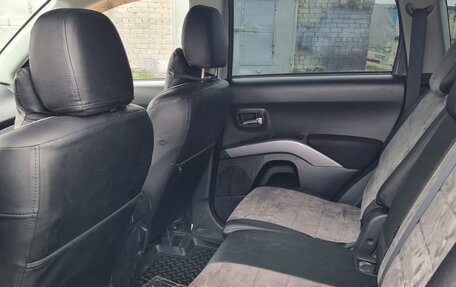 Mitsubishi Outlander III рестайлинг 3, 2008 год, 1 050 000 рублей, 7 фотография