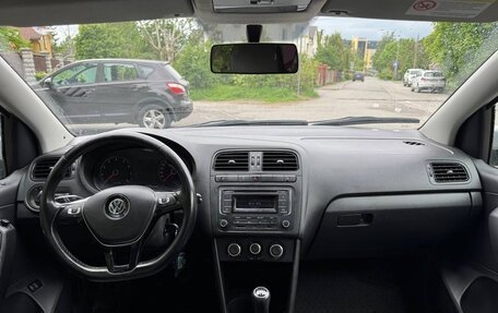 Volkswagen Polo VI (EU Market), 2011 год, 365 000 рублей, 10 фотография