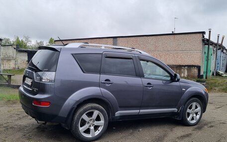 Mitsubishi Outlander III рестайлинг 3, 2008 год, 1 050 000 рублей, 3 фотография