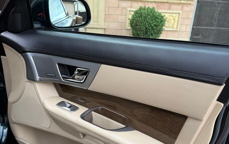 Jaguar XF I рестайлинг, 2014 год, 2 150 000 рублей, 16 фотография