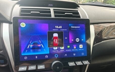 Toyota Camry, 2016 год, 1 650 000 рублей, 10 фотография