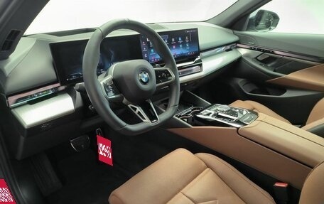 BMW 5 серия, 2025 год, 10 600 000 рублей, 8 фотография