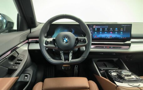 BMW 5 серия, 2025 год, 10 600 000 рублей, 15 фотография