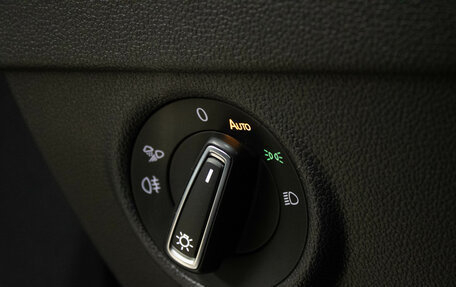 Volkswagen Tiguan II, 2023 год, 4 379 000 рублей, 14 фотография