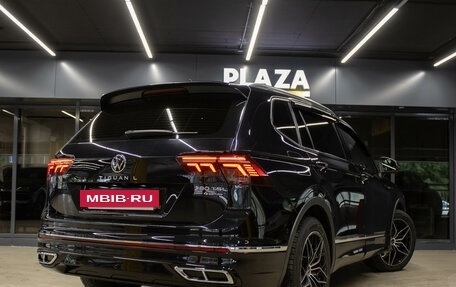 Volkswagen Tiguan II, 2023 год, 4 379 000 рублей, 6 фотография