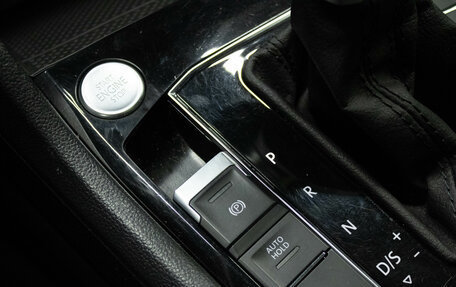 Volkswagen Tiguan II, 2023 год, 4 379 000 рублей, 21 фотография