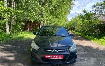 Hyundai Solaris II рестайлинг, 2013 год, 530 000 рублей, 1 фотография