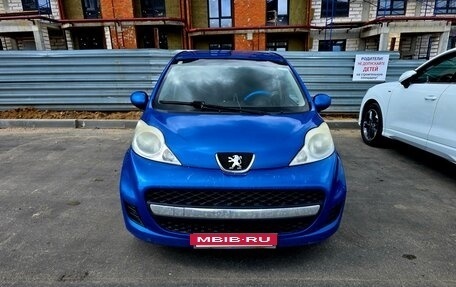 Peugeot 107 I рестайлинг, 2009 год, 320 000 рублей, 2 фотография