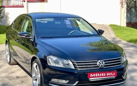 Volkswagen Passat B7, 2011 год, 949 999 рублей, 7 фотография