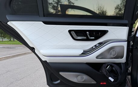 Mercedes-Benz S-Класс, 2022 год, 17 500 000 рублей, 23 фотография