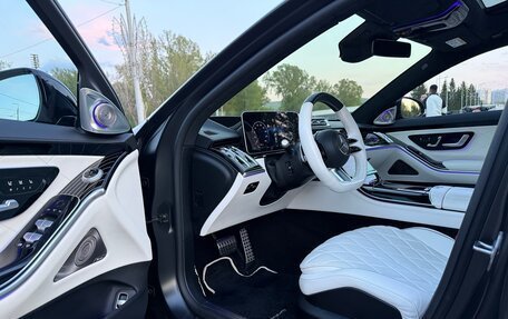 Mercedes-Benz S-Класс, 2022 год, 17 500 000 рублей, 24 фотография