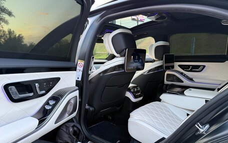 Mercedes-Benz S-Класс, 2022 год, 17 500 000 рублей, 28 фотография