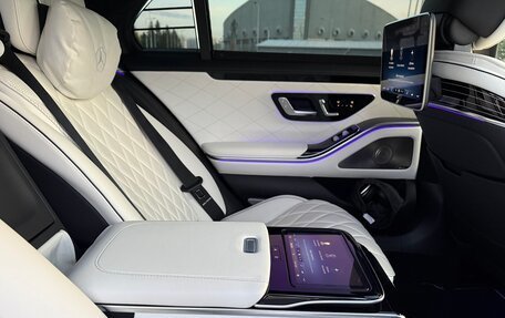 Mercedes-Benz S-Класс, 2022 год, 17 500 000 рублей, 33 фотография