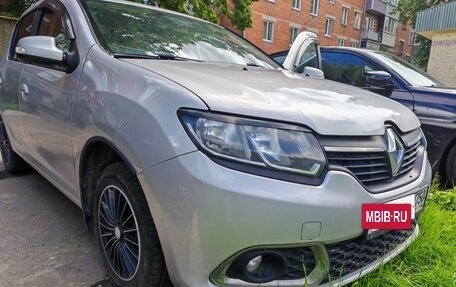 Renault Sandero II рестайлинг, 2017 год, 1 150 000 рублей, 27 фотография
