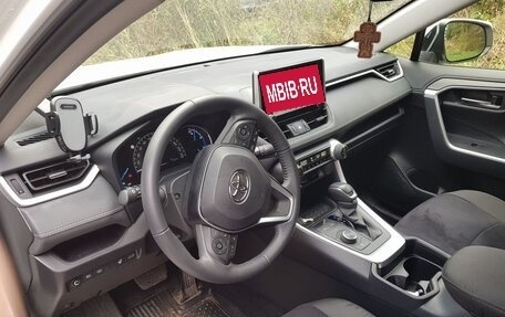 Toyota RAV4, 2021 год, 4 300 000 рублей, 7 фотография