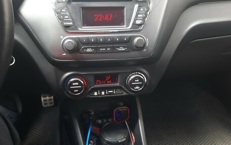 KIA Rio III рестайлинг, 2014 год, 900 000 рублей, 4 фотография