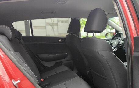 KIA Sportage IV рестайлинг, 2021 год, 2 450 000 рублей, 14 фотография