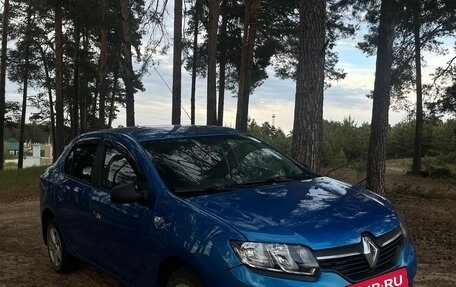 Renault Logan II, 2014 год, 450 000 рублей, 3 фотография