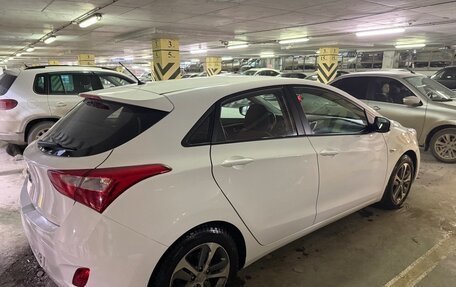 Hyundai i30 II рестайлинг, 2015 год, 1 500 000 рублей, 4 фотография