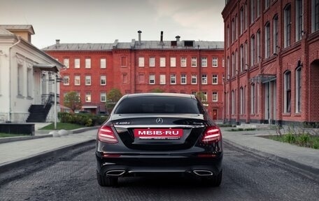 Mercedes-Benz E-Класс, 2018 год, 2 900 000 рублей, 3 фотография