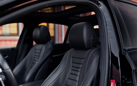 Mercedes-Benz E-Класс, 2018 год, 2 900 000 рублей, 15 фотография