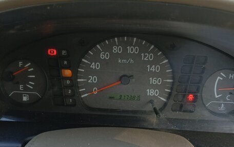 Nissan Sunny B15, 2002 год, 330 000 рублей, 4 фотография