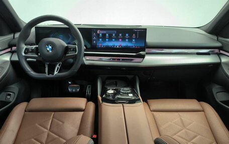 BMW 5 серия, 2025 год, 10 600 000 рублей, 7 фотография