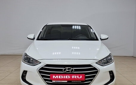 Hyundai Elantra VI рестайлинг, 2018 год, 1 250 000 рублей, 5 фотография