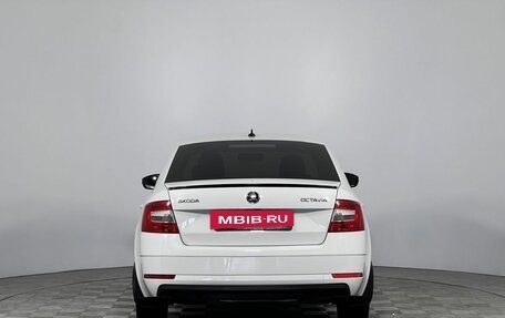 Skoda Octavia, 2018 год, 1 690 000 рублей, 6 фотография
