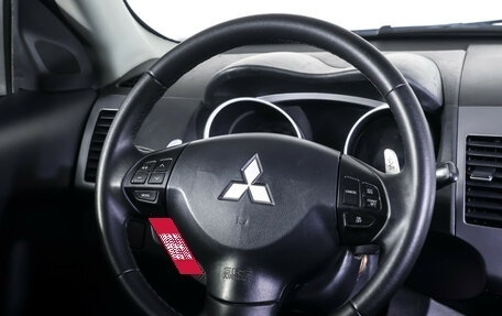 Mitsubishi Outlander III рестайлинг 3, 2007 год, 850 000 рублей, 14 фотография