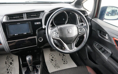 Honda Fit III, 2017 год, 1 479 000 рублей, 10 фотография