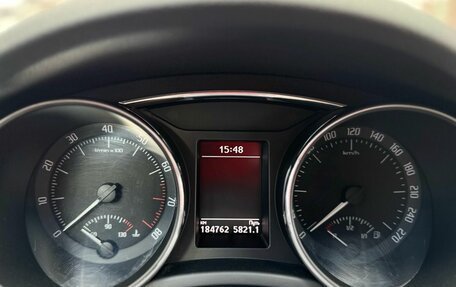 Skoda Superb III рестайлинг, 2014 год, 1 299 000 рублей, 18 фотография